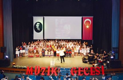 ''TÜRKÜLERLE TÜRKİYE'' MÜZİK GECESİ