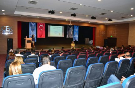 OKULA UYUM SÜRECİNDE ANNE BABA TUTUMLARI