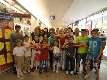 YIL SONU KARMA RESİM, SERAMİK VE KARİKATÜR SERGİSİ ZAFER PLAZA'DA AÇILDI