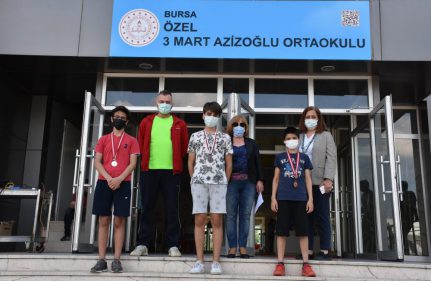 Başarıdan başarıya koşan 3 Mart Okulu Öğrencileri