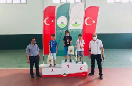 SATRANÇTA BÜYÜK BAŞARI