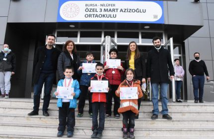 İLKOKUL ÖĞRENCİLERİMİZİN KODLAMA YARIŞMASI GURURU
