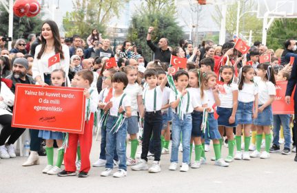 23 NİSAN ULUSAL EGEMENLİK VE ÇOCUK BAYRAMI'NI COŞKUYLA KUTLADIK