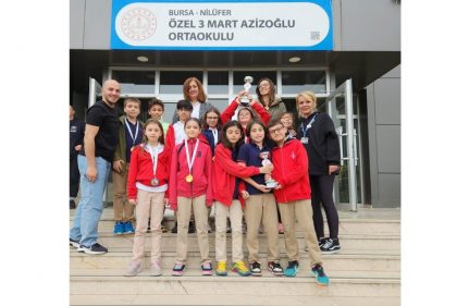 FİRST LEGO LEAGUE EXPLORE 'DAN İKİ ÖDÜL