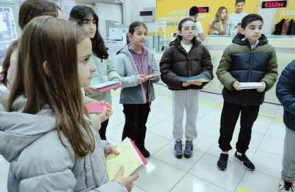 YENİ YIL KARTPOSTALLARI YOLA ÇIKTI