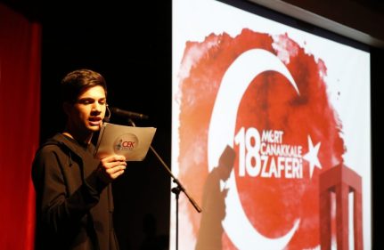 3 MART EĞİTİM KURUMLARINDAN ÇANAKKALE ŞEHİTLERİ İÇİN ANLAMLI TÖREN