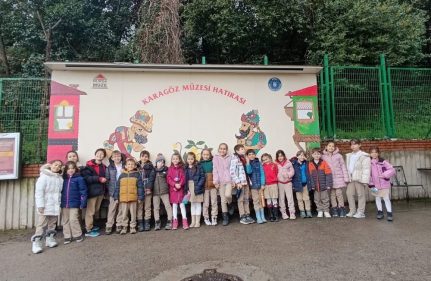 3 MARTLI ÖĞRENCİLER KARAGÖZ MÜZESİ'Nİ GEZDİ