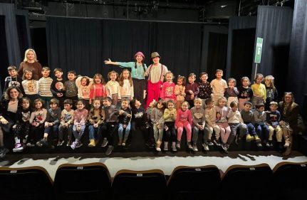 ANA SINIFI ÖĞRENCİLERİNİN TİYATRO HEYECANI