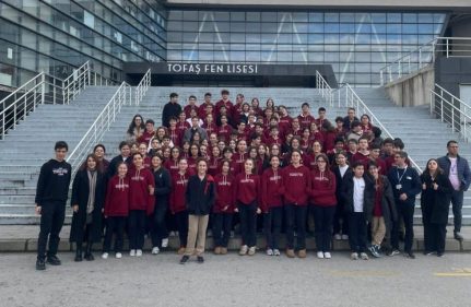 8. SINIFLAR TOFAŞ FEN LİSESİ'NDE GELECEKLERİNİ KEŞFETTİ