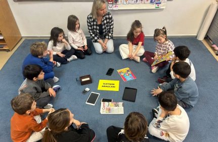 ANASINIFI ÖĞRENCİLERİ İLETİŞİM DÜNYASINI KEŞFETTİ