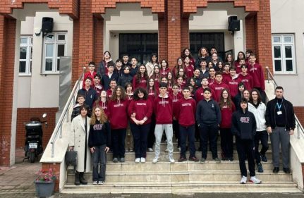 KARİYER YOLCULUĞUNA İLHAM VEREN İMKB FEN LİSESİ GEZİSİ