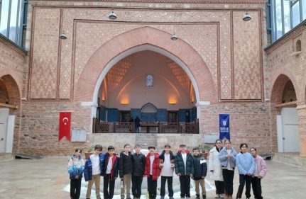 ŞEHİR VE MEDENİYET KULÜBÜ'NDEN TARİH GEZİSİ