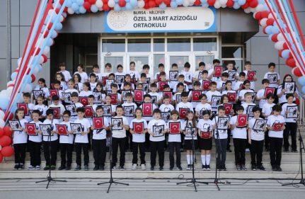 3 MART AZİZOĞLU İLKOKULUNDA 23 NİSAN COŞKUSU