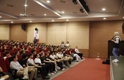 DİJİTAL DÜNYADA GÜVENLİ ADIMLAR