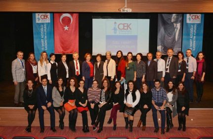 ÇEK Eğitim Ödülü  Sahiplerine Verildi