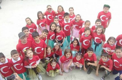 BÖYLE OLUR ÇEKMECE'NİN 23 NİSAN KUTLAMASI...