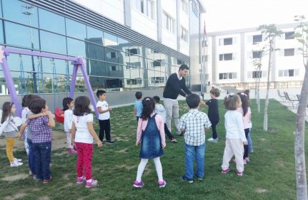 ANA SINIFI ve 1.SINIF ÖĞRENCİLERİMİZLE "HAYDİ GEL TANIŞALIM" ETKİNLİĞİ